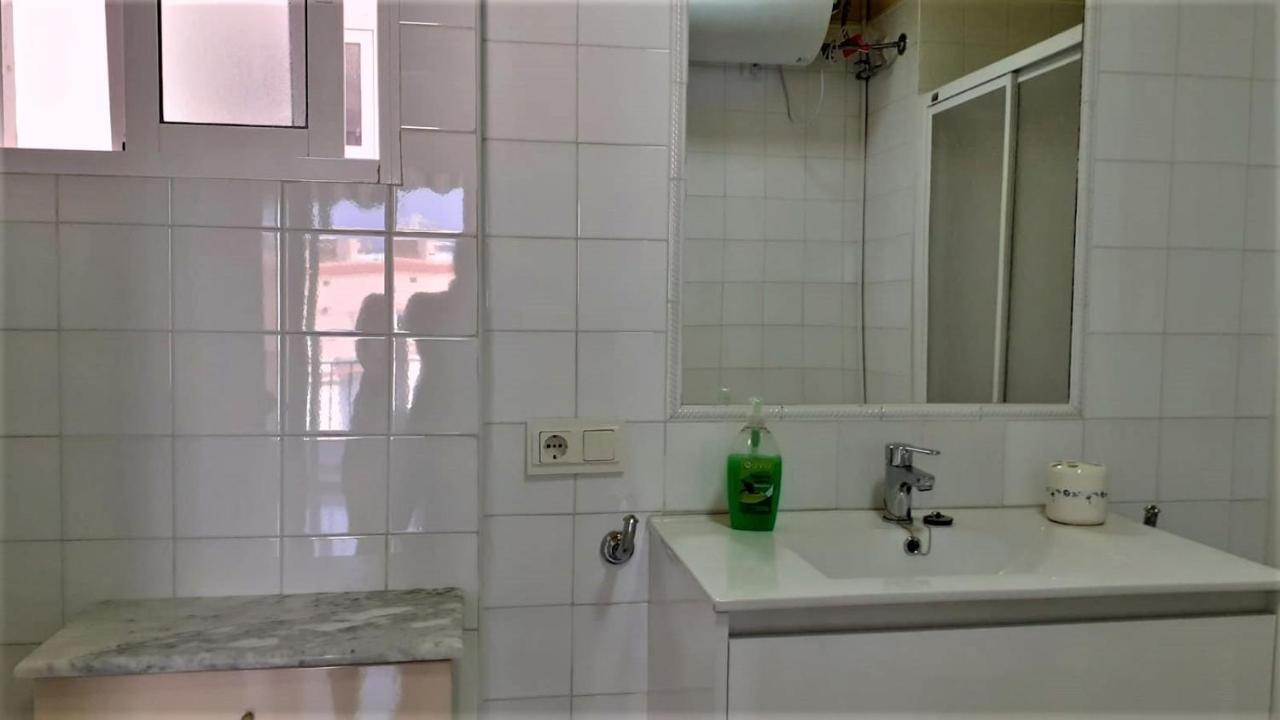 Salute To The Sea Apartment Nerja Luaran gambar