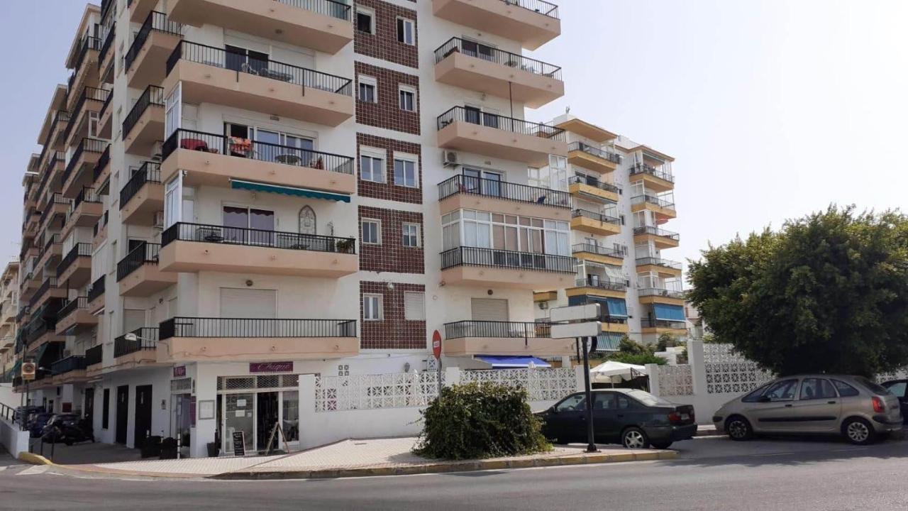 Salute To The Sea Apartment Nerja Luaran gambar